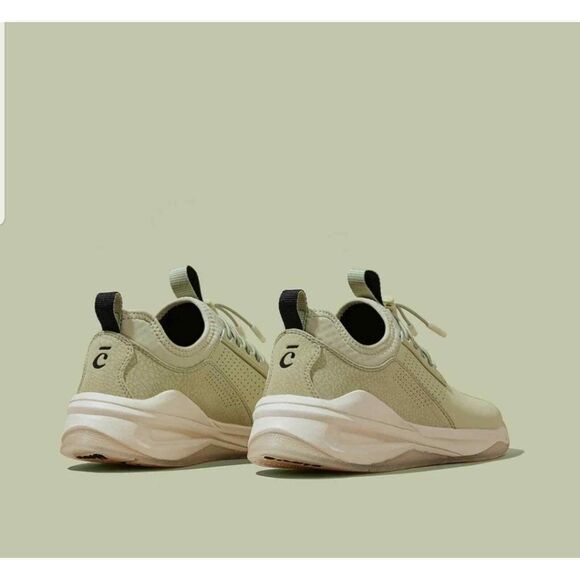 Clove Classic Sage Green Nursing Sneaker Women's Sz 8.5 / Men 7 / EU 40 NEW - Picture 4 of 8
